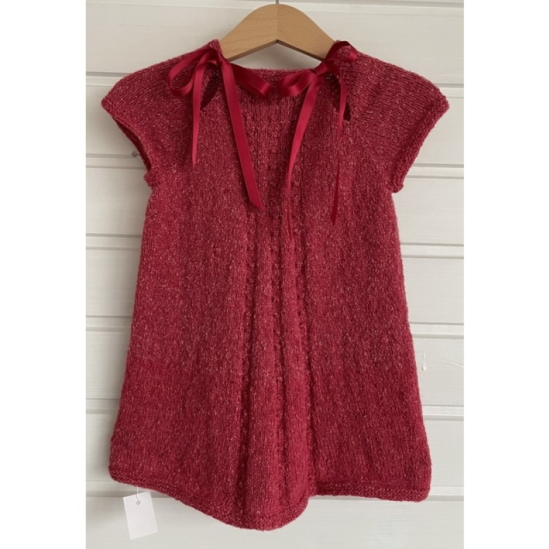 en gang åbning Fremragende Babykjole strikket i Wool Silk med satinbånd | Køb her | Pris kun 1000,- |  Stofstedet.dk