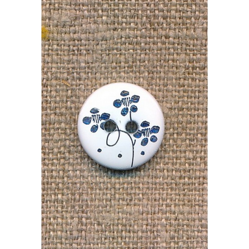 2-huls knap i hvid med blå blomst, 15 mm.