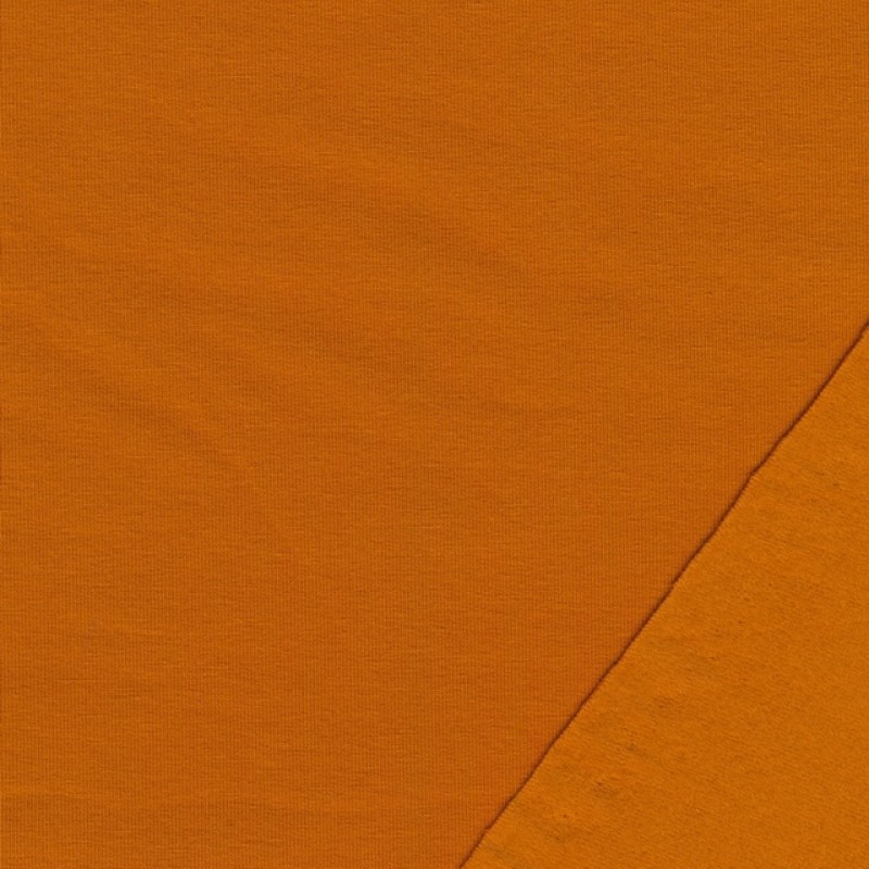 Isoli med stræk i brændt orange