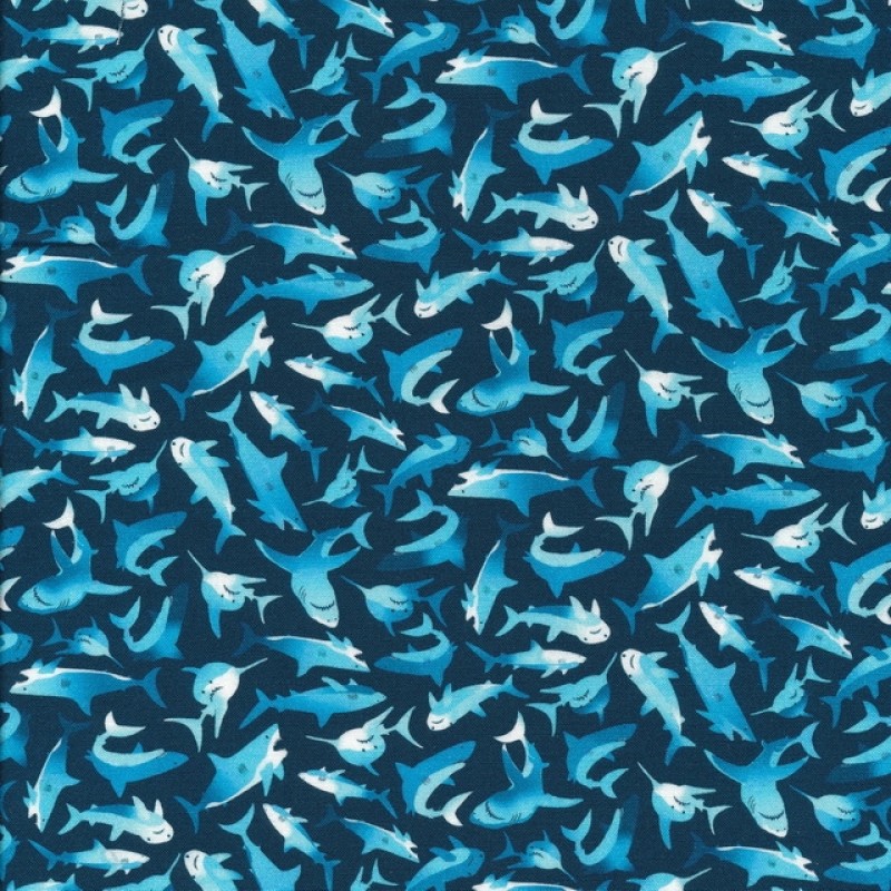 Afklip Patchwork stof i mørkeblå med hajer i 50x55 cm. Køb her | Pris 38,- | Stofstedet.dk