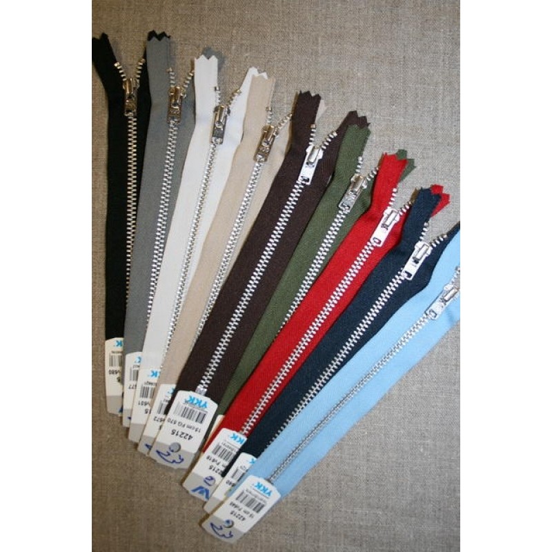 10 cm. metallynlås YKK 4 mm.