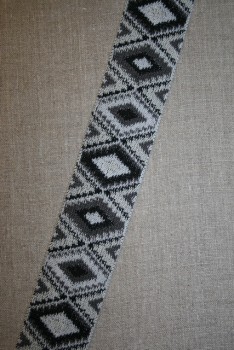 Elastik 50 mm. med rude-mønster sort - grå - lysegrå