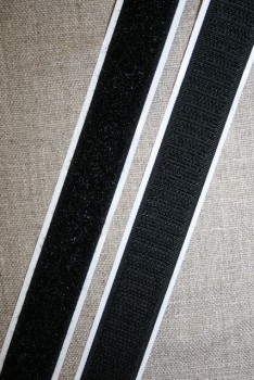 20 mm. velcro med lim - selvklæbende, sort