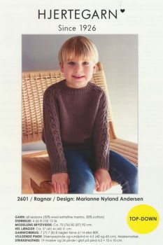 2601 Ragnar - trøje med snoninger på ærmerne str. 4-12 år. - Hjertegarn