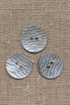 Perlemorsknap stribet med rude i offwhite og lyseblå 18 mm.