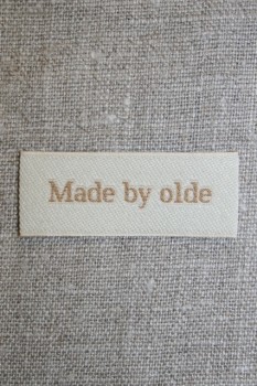 Beige mærke "Made by olde"