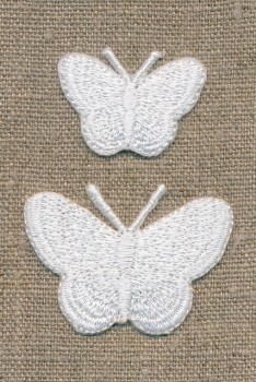 Strygemærke m/2 sommerfugle, hvid