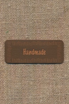 Motiv- label i læderlook i brun "Handmade"