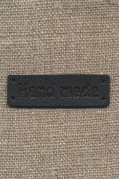 Motiv - Label i læderlook firkantet "Handemade" i sort