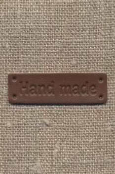 Motiv - Label i læderlook firkantet "Handemade" i brun