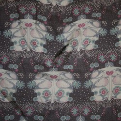 Rest Chiffon silke/bomuld mørkelilla m/mønster, 150 cm.