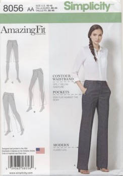 Simplicity 8056 Klassisk bukser med skrålomme - Amazing Fit