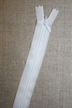 45 cm. usynlig lynlåse, hvid