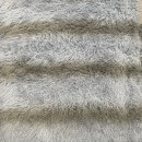 Langhåret pels i lyseblå med grå strib