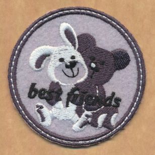 Rundt motiv best friends i gr&aring; med kanin og bamse - 