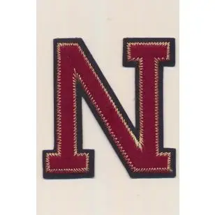N - Bogstaver til påstrygning i mørk rød og marine, 75 mm. - Motiver med bogstaver og tal
