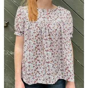 Bluse i blomstret bomuld syet efter Onion 5041 - Inspiration