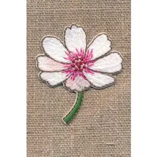 Strygemærke med blomst på stilk i hvid - Blomster, stjerner og sløjfer