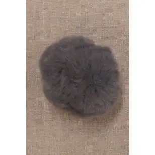 Pels-pompon i akryl i grå, 9-10 cm. - Pomponer
