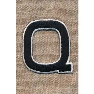Q - Bogstaver til påstrygning i sort og hvid, 52 mm. - Motiver med bogstaver og tal