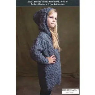 2501 Belinda - Strikket jakke str. 4-12 år. - Strikopskrifter Børn