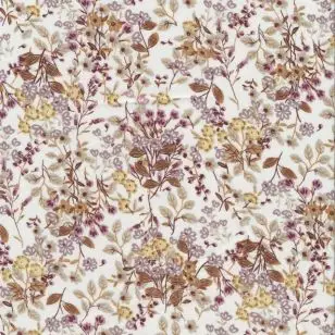 Bomulds poplin i knækket hvid med blomster i cerisse-gul-gylden. - Blomstret bomuld