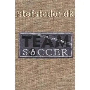 Styygemærke Team Soccer i grå - Drengemotiver og fodbold