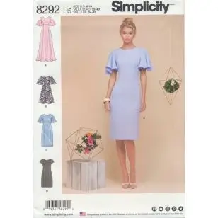 Simplicity 8292 Kjole med prinsessesnit og vingeærmer - Simplicity mønstre
