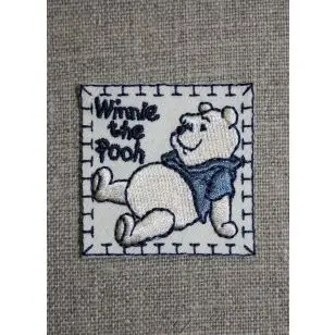 Peter Plys mærke 40x40 mm., off-white/blå - Disney og tegneserie