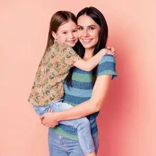 T-shirt i stribet bomulds jersey - Inspiration