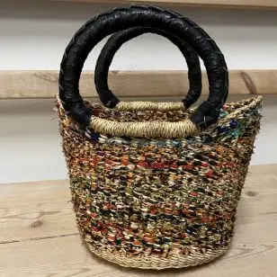 Kurv mini U-Shape med genbrugs stofrester i natur, orange, sort, okker, petrol - Diverse