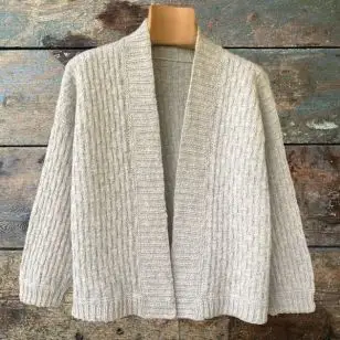 Nynnes Trøje  - Hanne Larsen Strik - Strikopskrifter