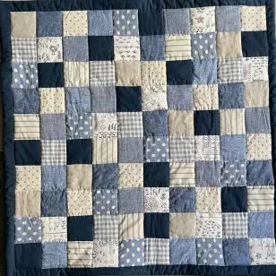 Babytæppe syet i firkanter - Inspiration sy