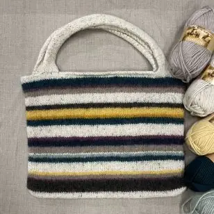 Filt-Good-Tote bag i naturuld - Inspiration strik