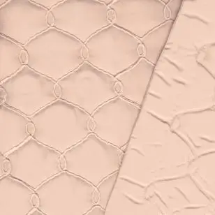 Quiltet stof med bånd i creme - Quilt