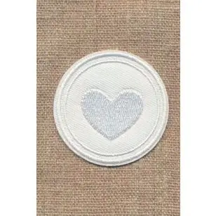 Rundt strygemærke med hjerte i hvid - Strygemærker og Motiver