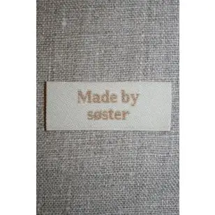 Beige mærke - label "Made by søster" - Diverse mærker