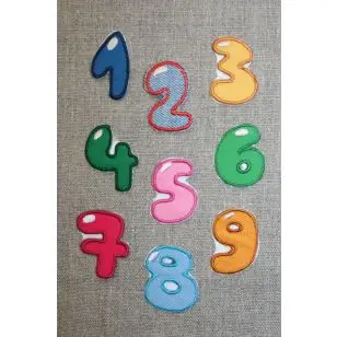 Tal 8 til påstrygning - Motiver med bogstaver og tal