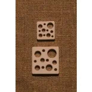 Firkantet knap m/huller, hvid - Knapper Hvid, grå og sort