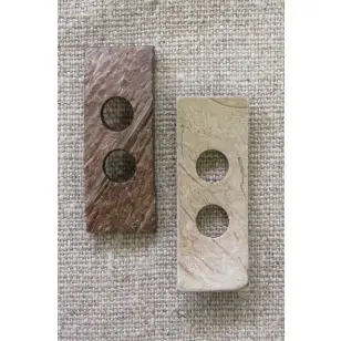 Aflang Kokosknap 42x15 mm. - Træ- og Horn-knapper