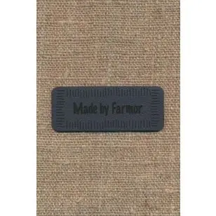 Motiv- label i læderlook i grå "Made by Farmor" - Drengemotiver og fodbold